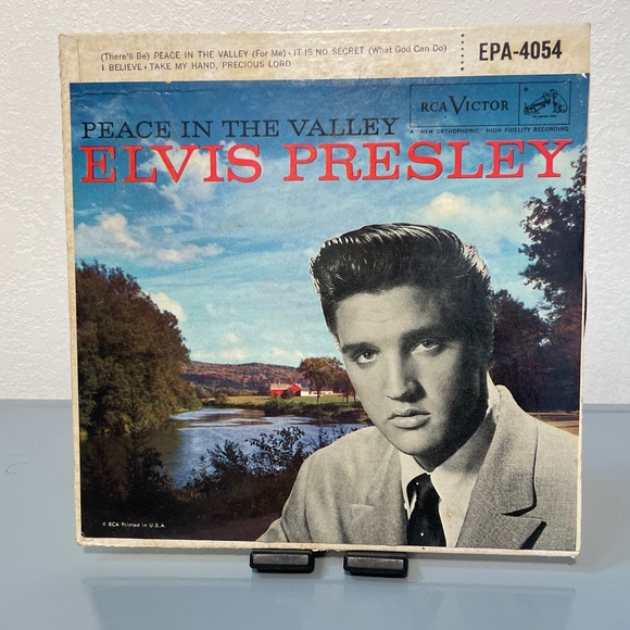 Elvis Presley 45 Record - Peace In The Valley - Picture 1 of 4